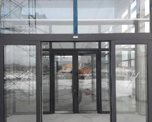 銅門、氟碳門系
