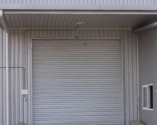 工業(yè)門、車庫?